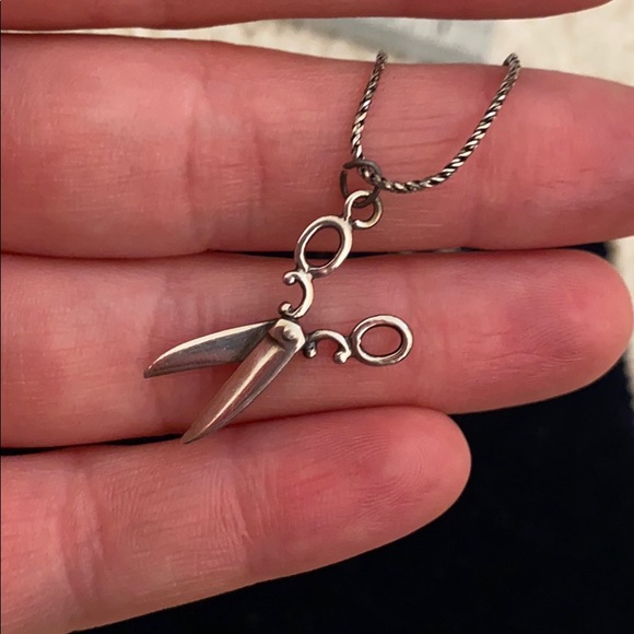 Sterling silver scissor necklace - Picture 4 of 6